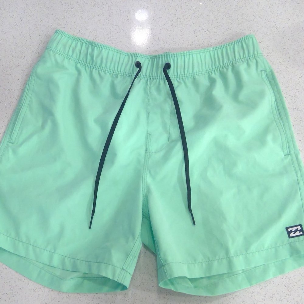 Billabong Men/Boy's Boardshorts, swim trunks